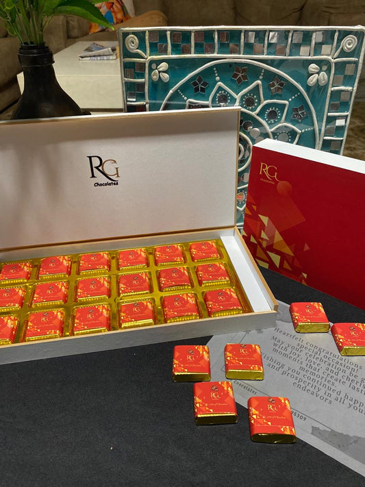 RG#1801     RG SPECIAL CHOCOLATES GIFT BOX