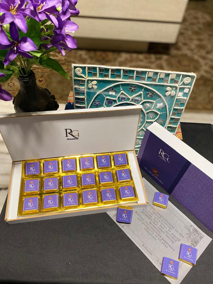 RG#1803   RG SPECIAL CHOCOLATES GIFT BOX